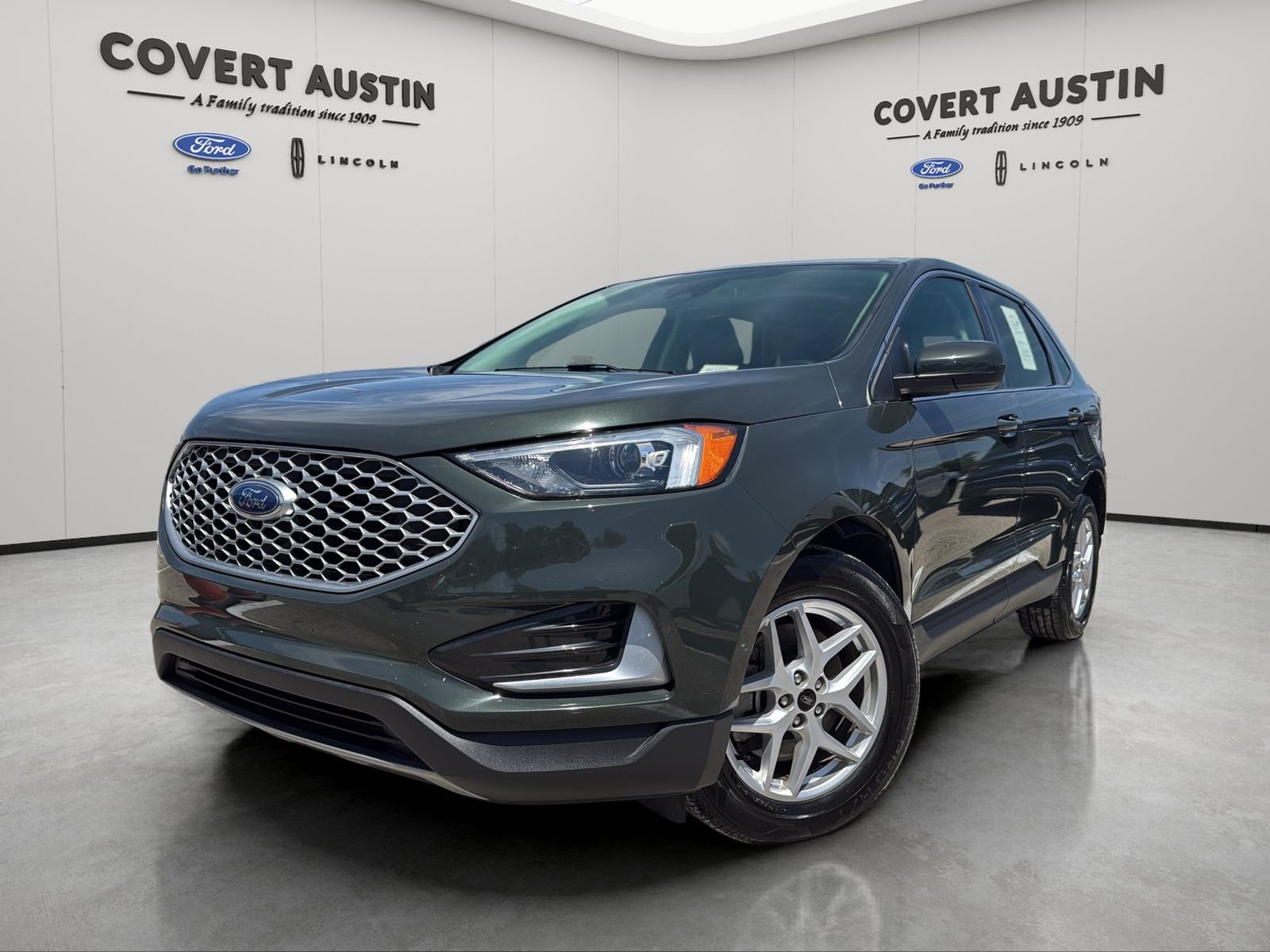 2023 Ford Edge