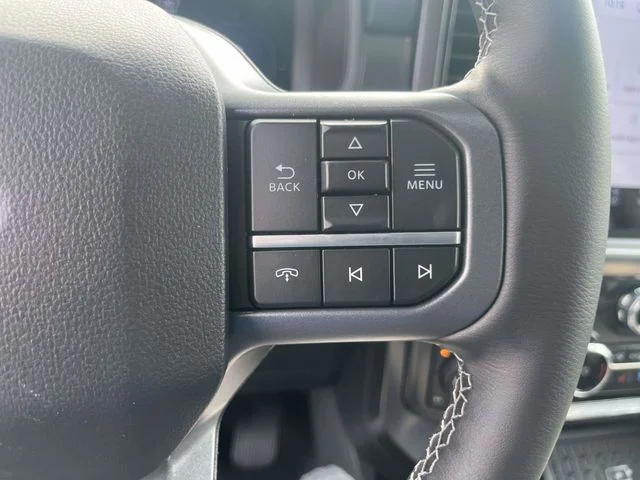 New 2026 Agate Black Metallic Ford Lariat® image 18