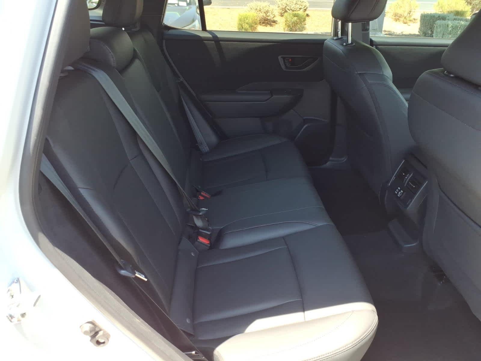 Used 2026 Crystal White Pearl Subaru Premium image 20