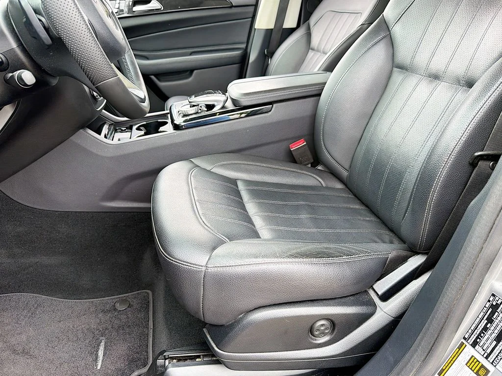 Used 2016 Diamond Silver Metallic Mercedes-Benz GLE 350 image 37
