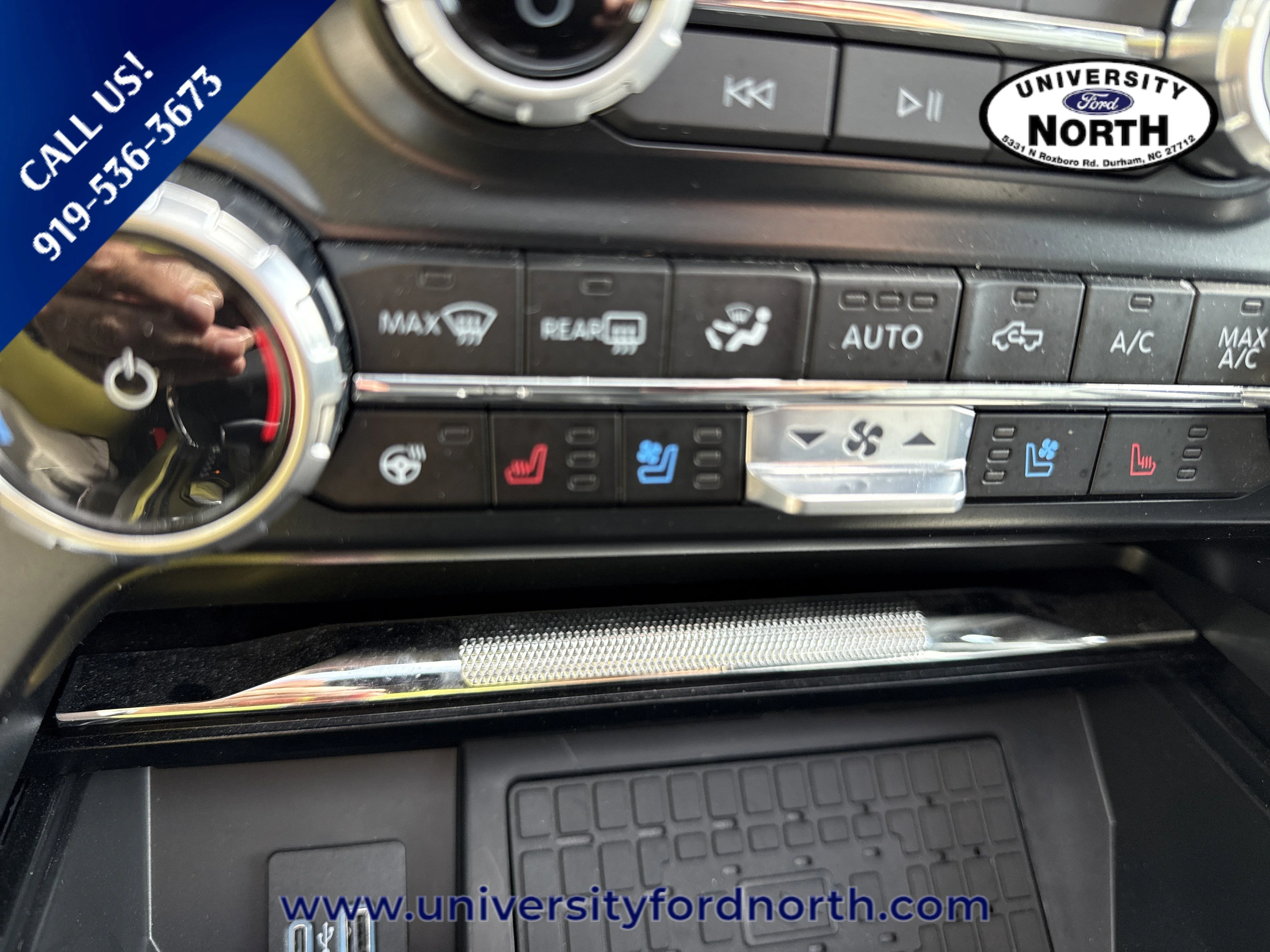Used 2023 Antimatter Blue Metallic Ford LARIAT image 33
