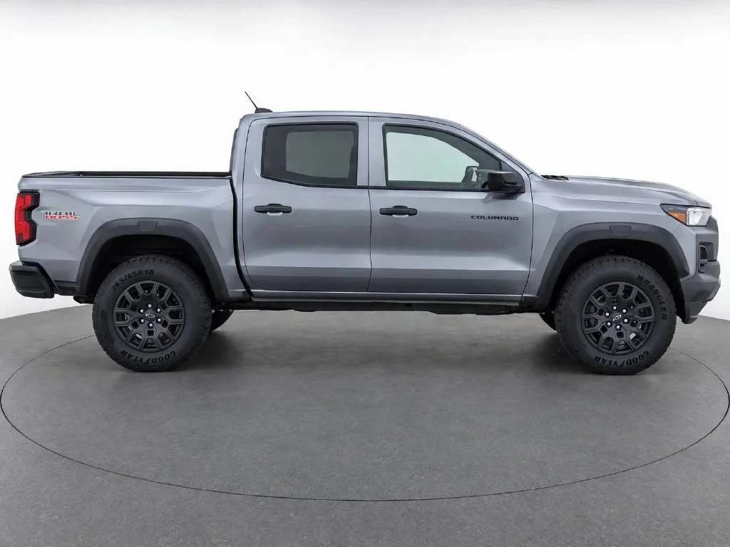 Used 2026 Gray Chevrolet Trail Boss image 8