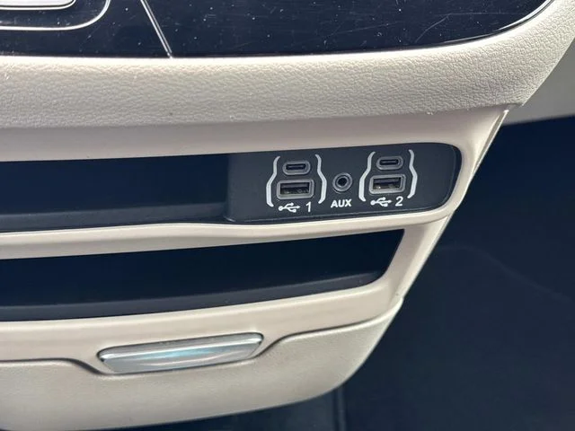 Used 2023 Black Chrysler Touring L image 32