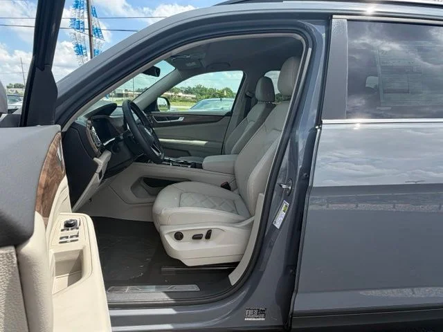 New 2026 Gray Volkswagen 2.0T SE w/Technology image 7