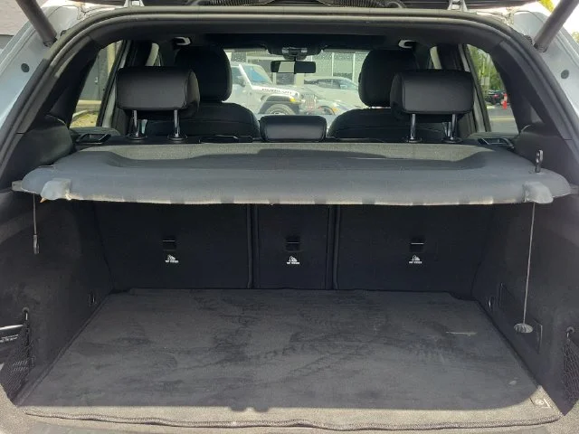 Used 2021 Silver Mercedes-Benz GLA 250 image 9