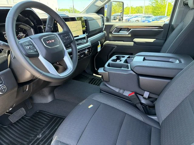 2026 GMC Sierra 2500HD SLE - Photo 17