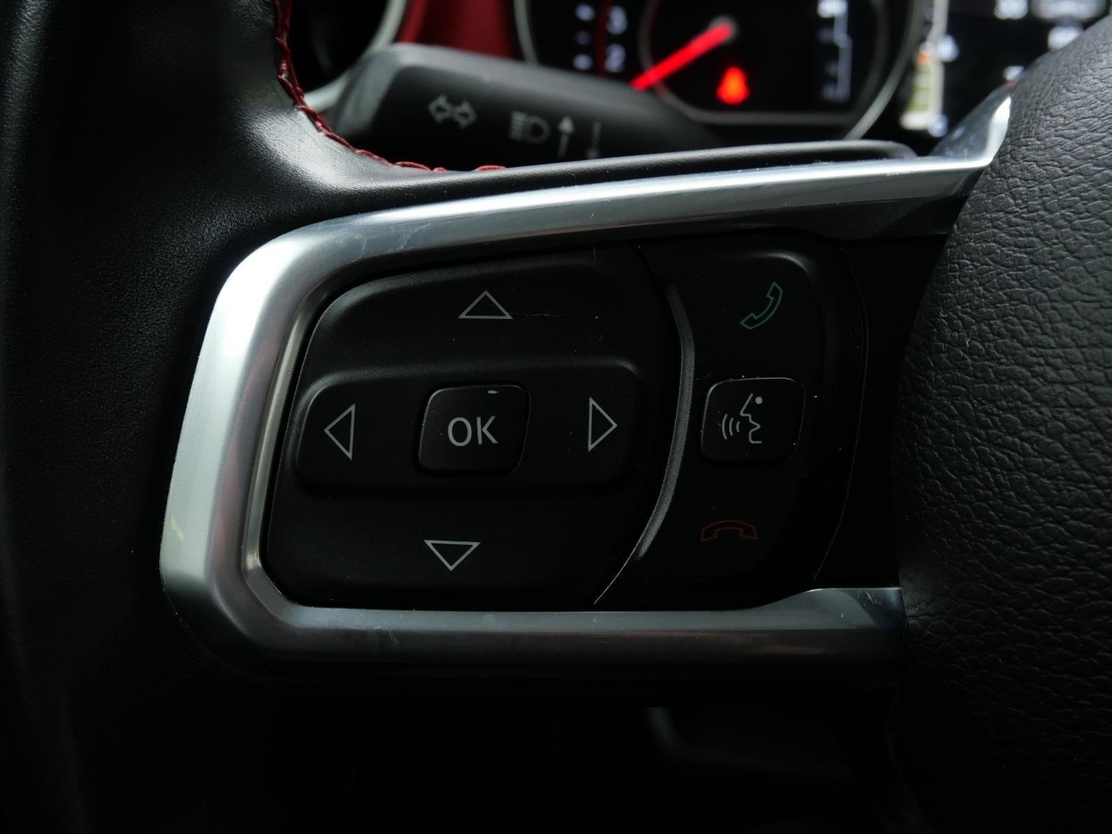 Used 2022 Bright White Clearcoat Jeep Rubicon image 15