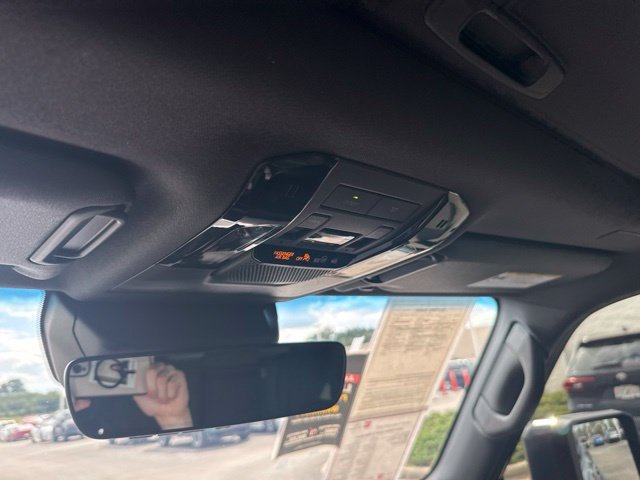 Used 2024  Toyota Base image 41