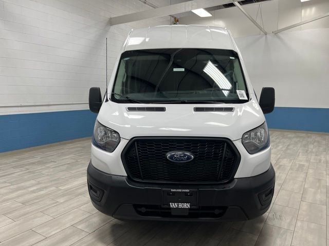 Used 2025 Oxford White Ford Base image 4