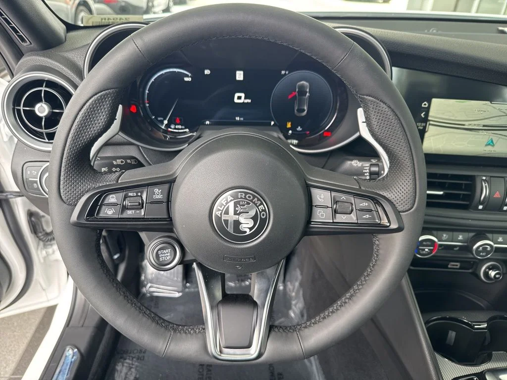 New 2026 White Alfa Romeo Base image 10