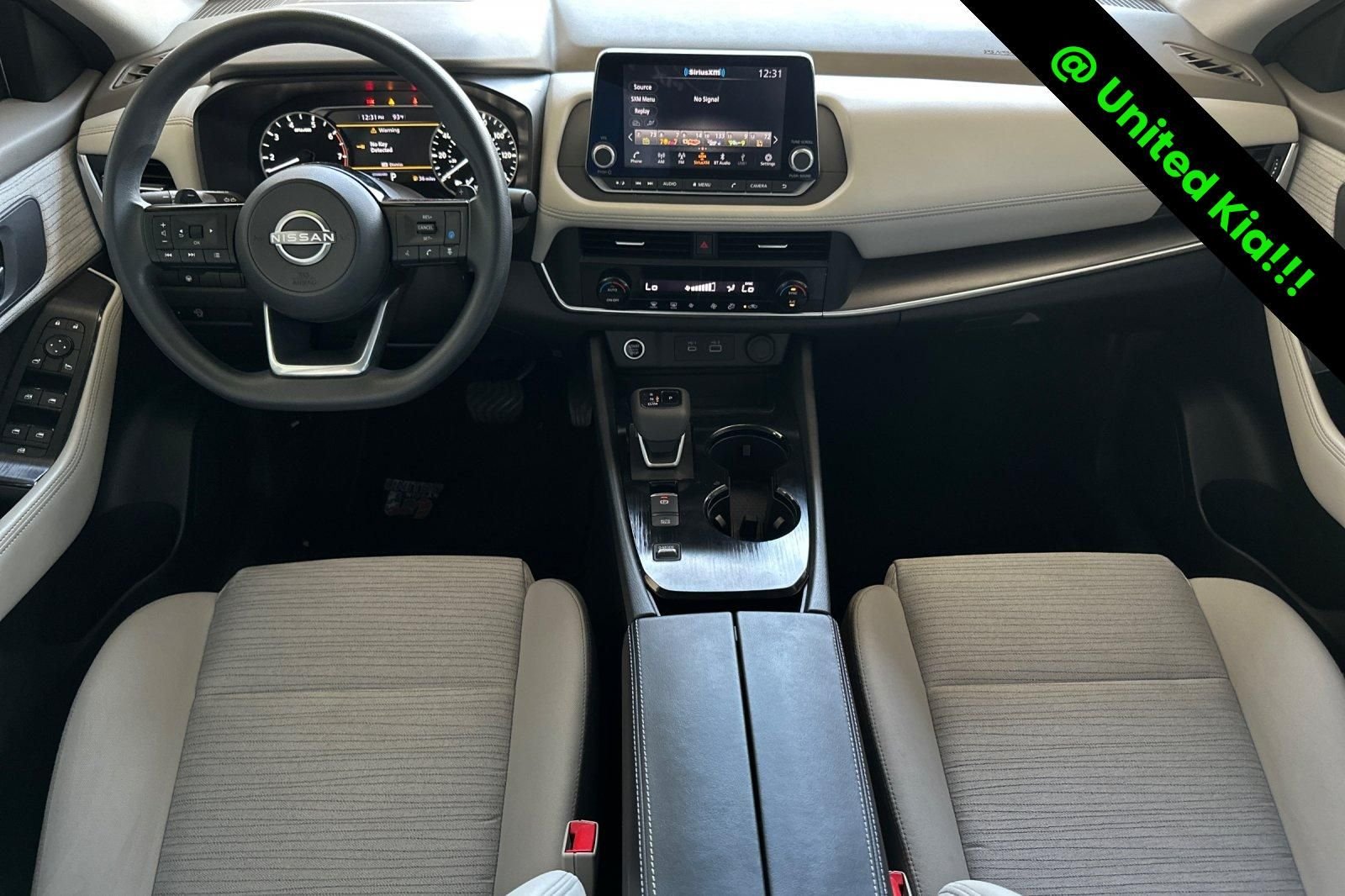 2023 Nissan Rogue SV - Photo 13