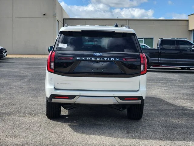 New 2026 Star White Metallic Tri-Coat Ford Platinum® image 6