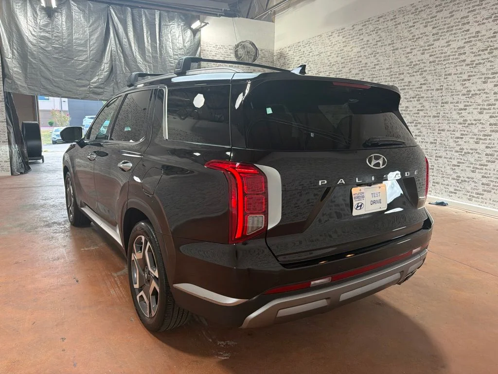 Used 2024 Abyss Black Pearl Hyundai SEL image 5