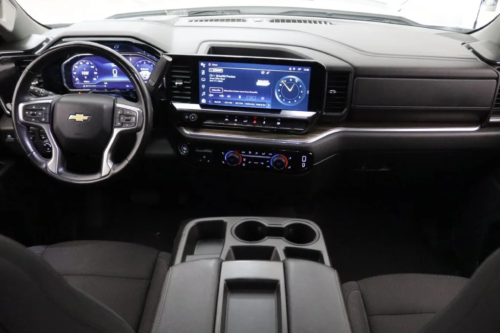 2023 Chevrolet Silverado 1500 LT - Photo 23