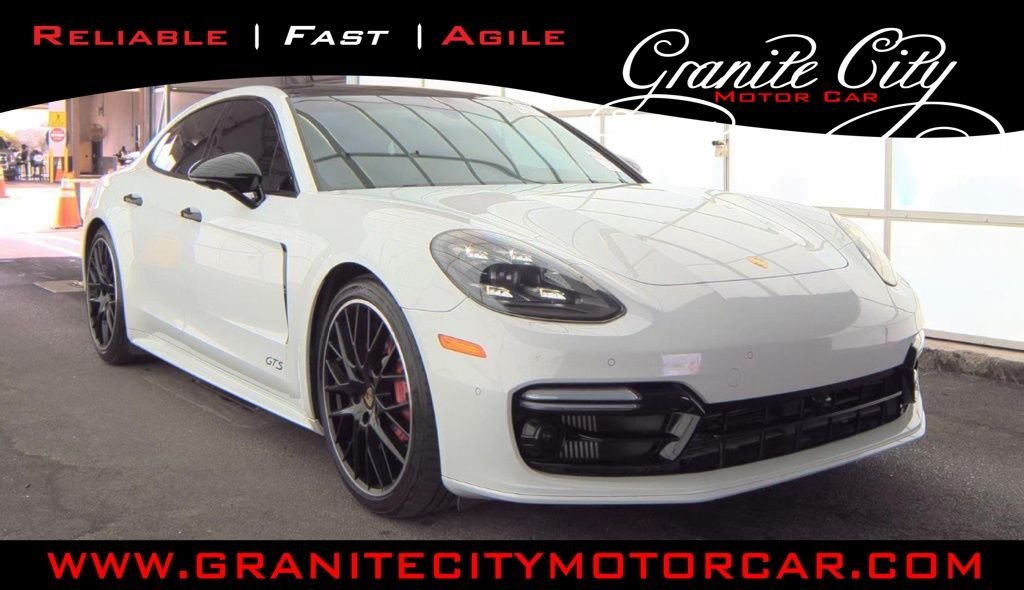 2019 Porsche Panamera GTS