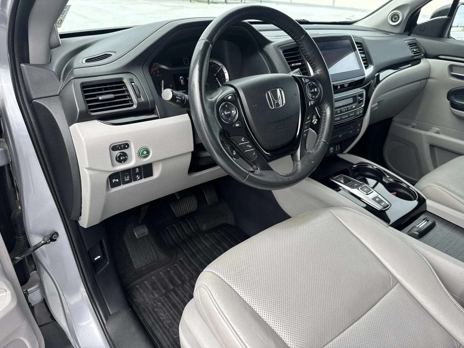 Used 2016 SILVER Honda Elite image 18