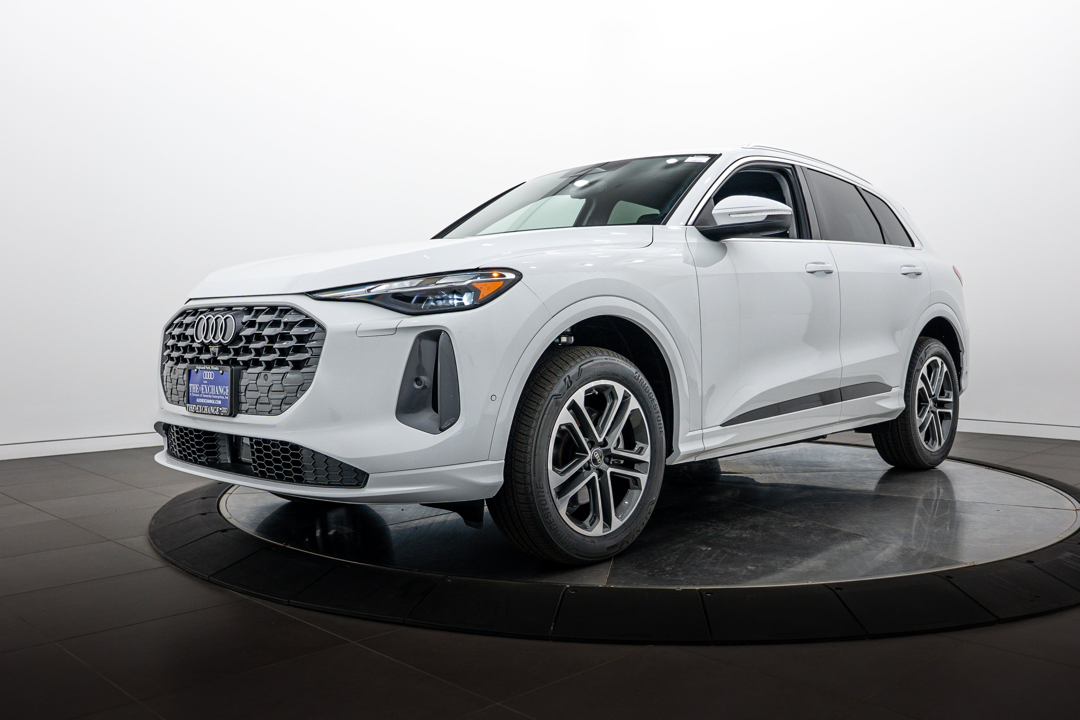 New 2026 Glacier White Audi Premium image 7