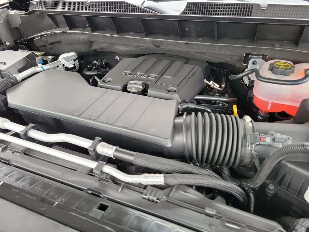 New 2026 Black Chevrolet LT (2FL) image 30
