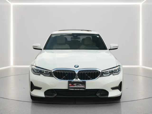 Used 2021 White BMW 330i xDrive image 7