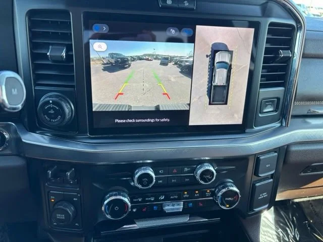 Used 2025  Ford XL image 30