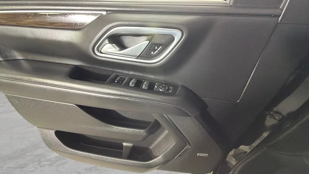 Used 2021 BLACK Chevrolet LT image 24