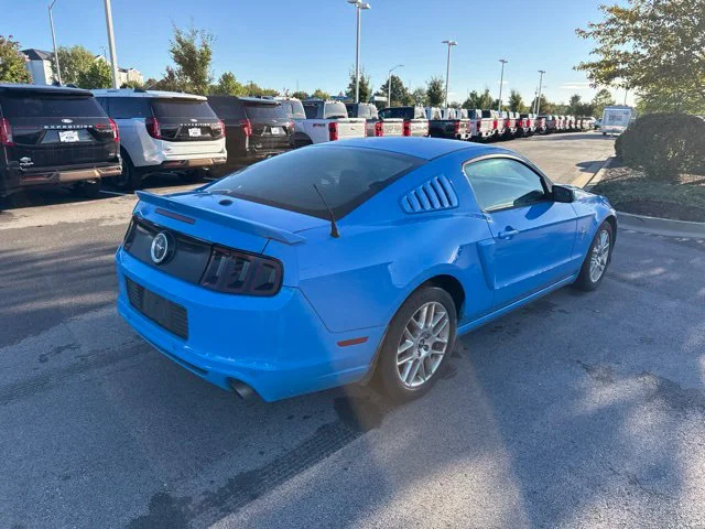 Used 2013 Grabber Blue Ford V6 Premium image 7