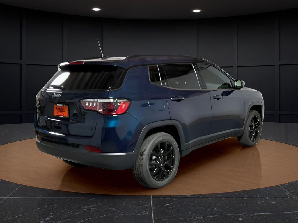 New 2026 Fathom Blue Pearl Coat Jeep Latitude image 7