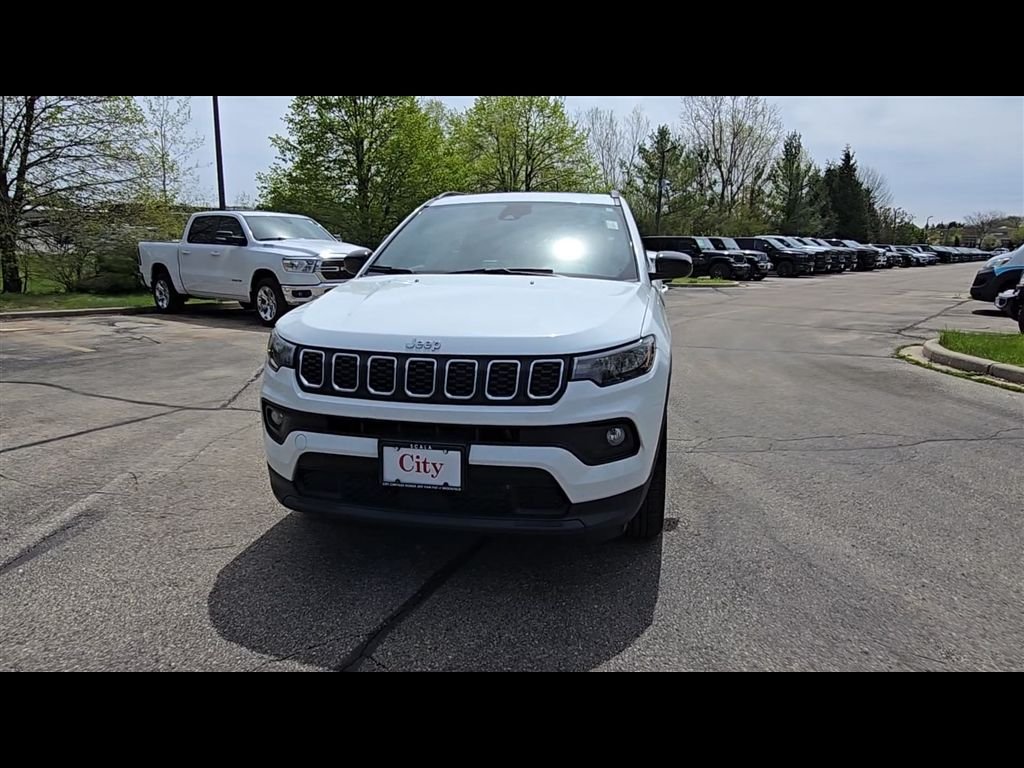 Certified Used 2025 White Jeep Latitude image 3