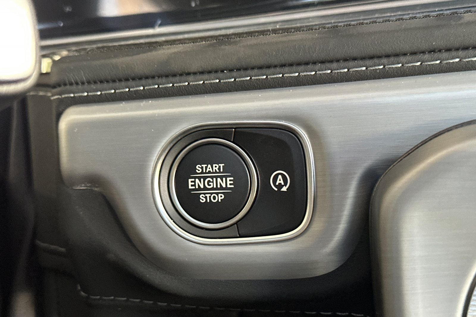 New 2026 MANUFAKTUR Moonlight White Metallic Mercedes-Benz G 63 AMG® image 22