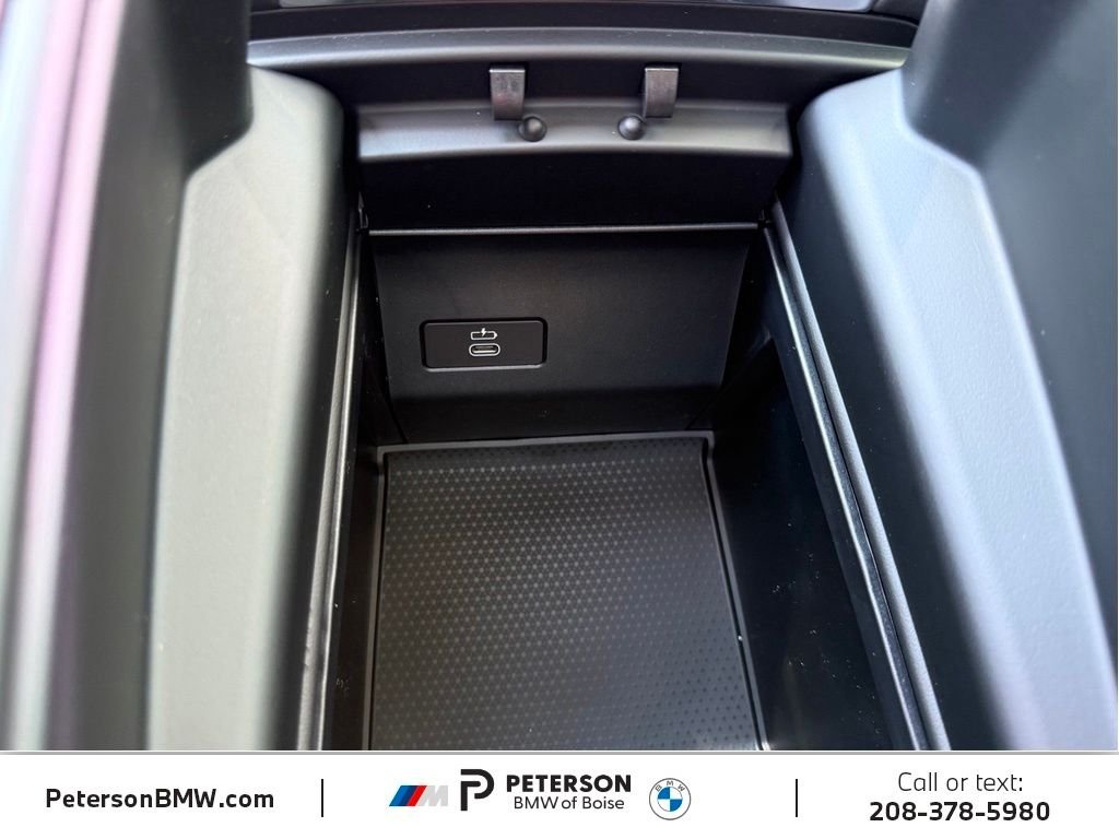 New 2027 Brooklyn Grey Metallic BMW M60i image 35
