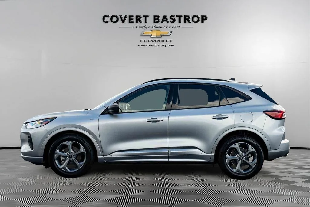 Used 2023 Silver Ford ST-Line image 2