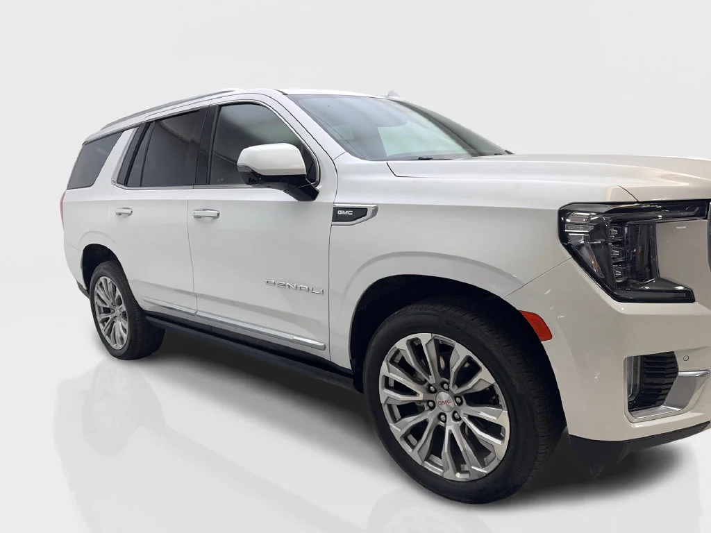 Used 2024 White GMC Denali image 14