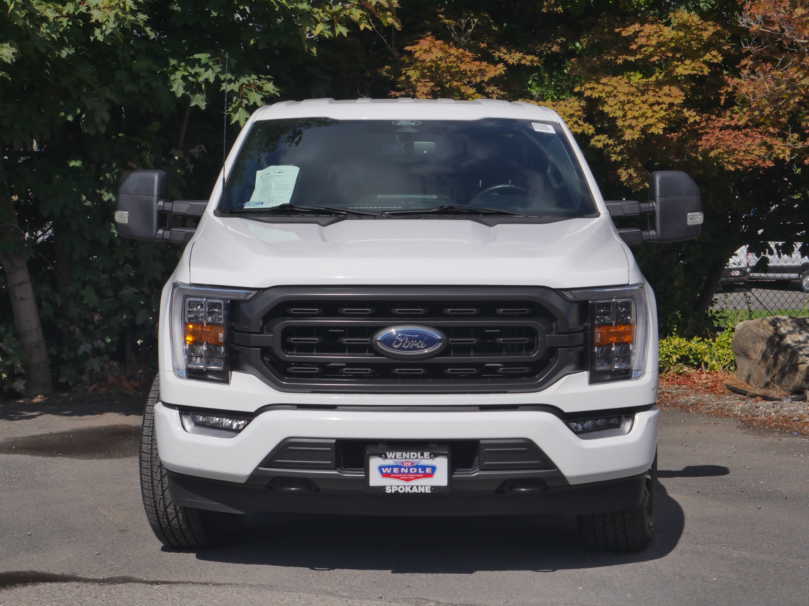 Used 2022 Oxford White Ford XLT image 33