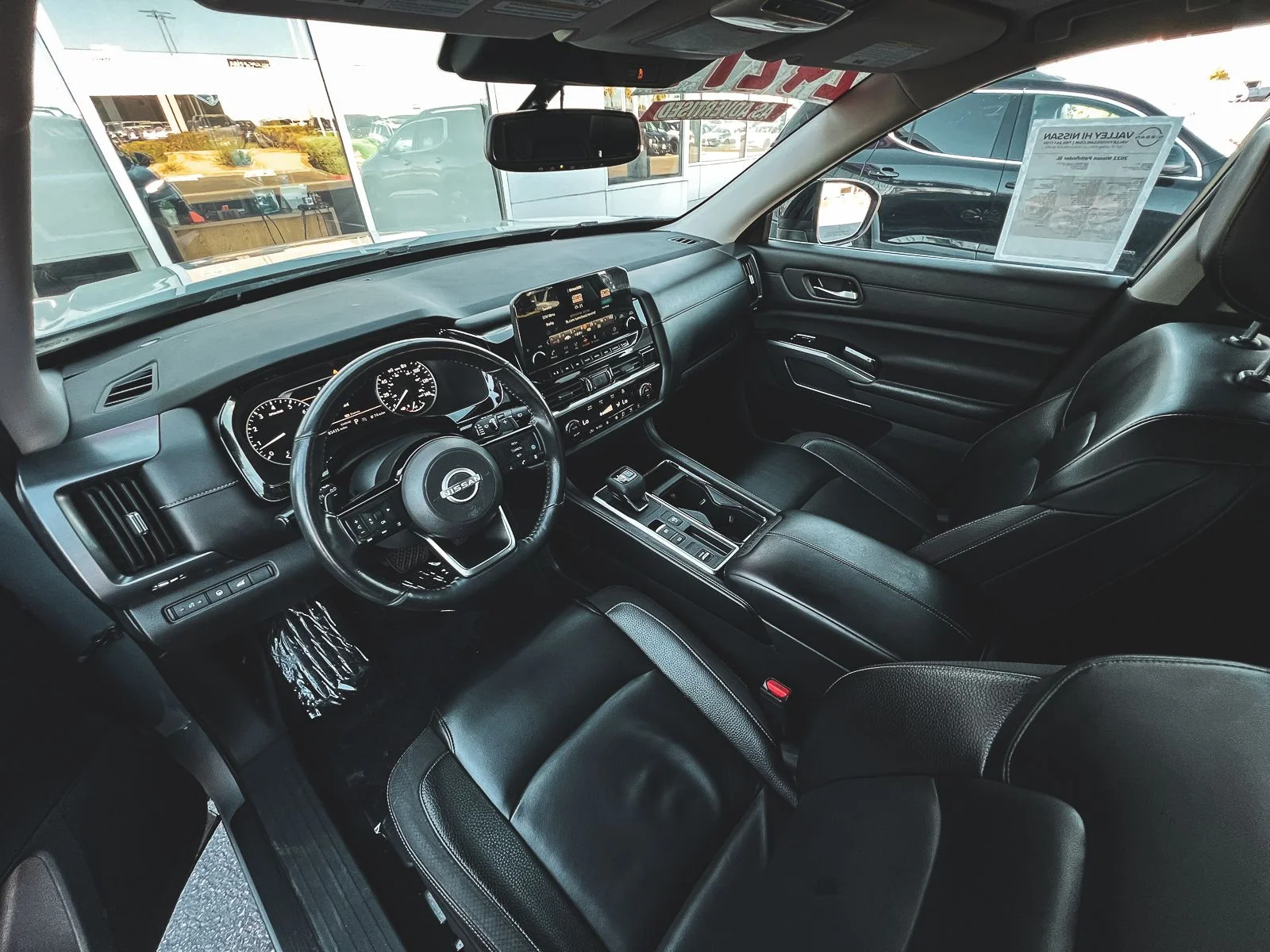 2022 Nissan Pathfinder SL - Photo 13