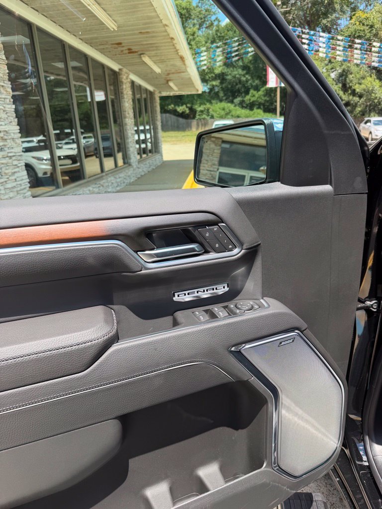 2026 GMC Sierra 1500 Denali - Photo 9
