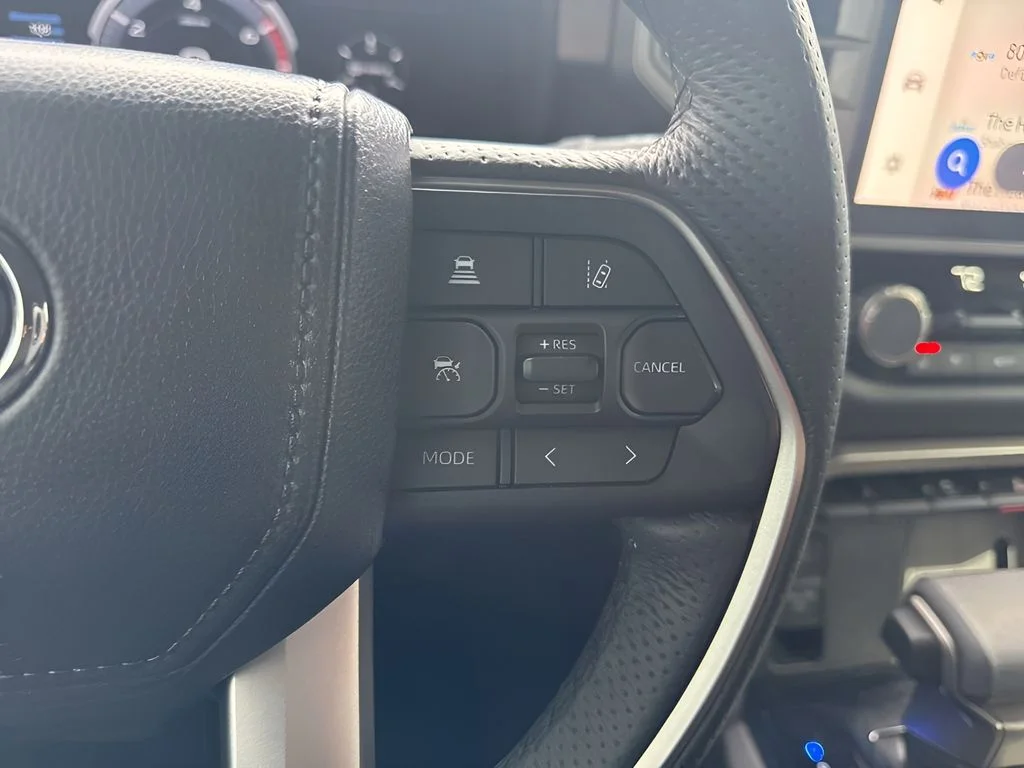 Used 2025 White Toyota Limited image 16