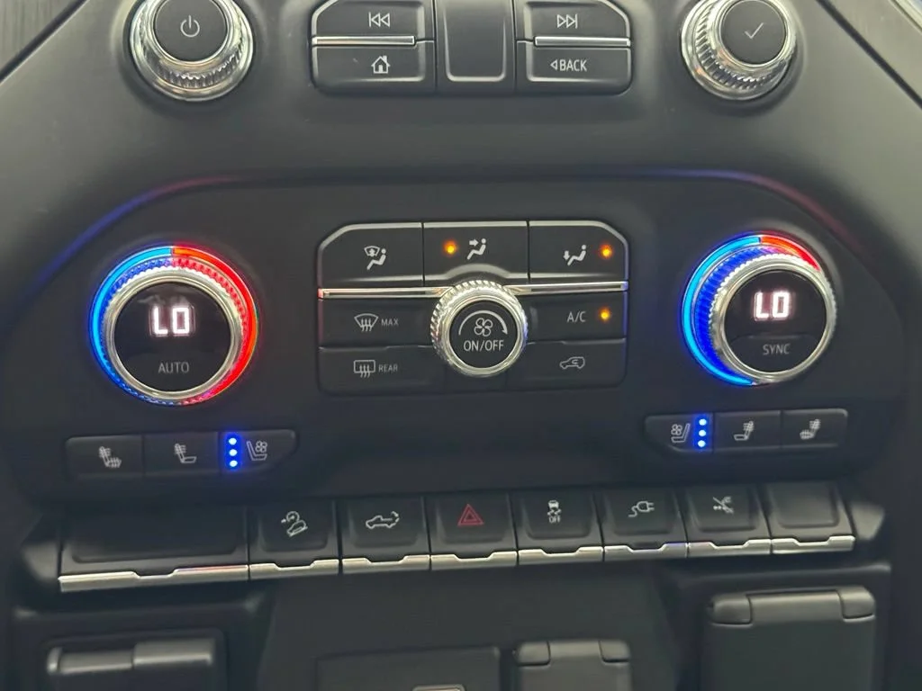 Used 2022 Onyx Black GMC AT4 image 25