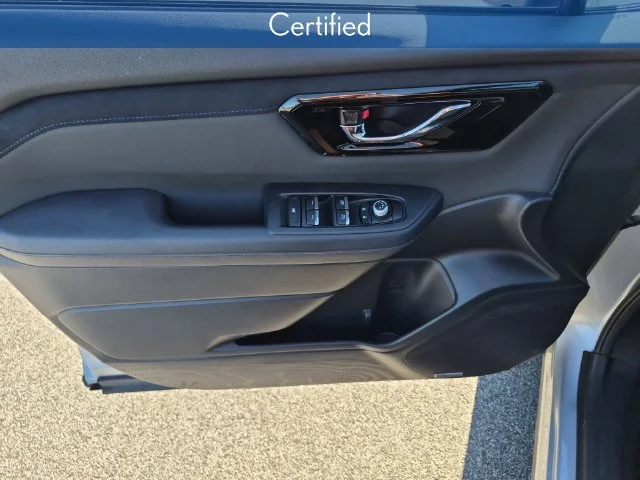 Used 2025 Silver Subaru Limited image 16