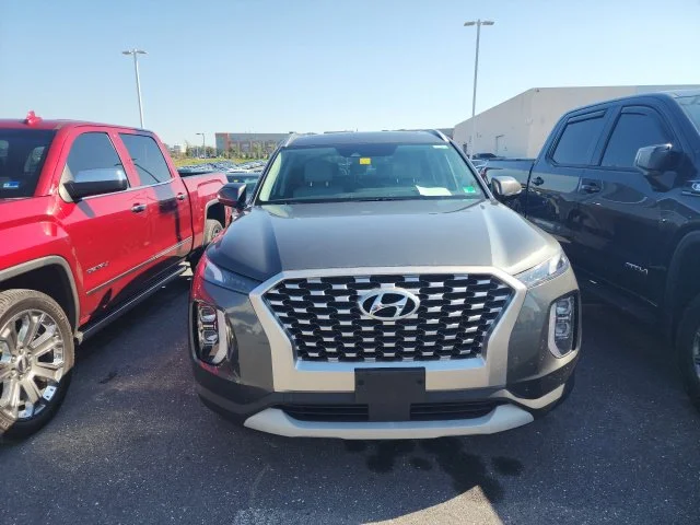 Used 2022 Green Hyundai SEL image 2