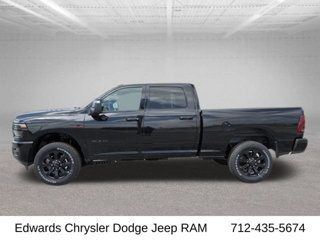 New 2026 Diamond Black Crystal Pearl-Coat Exterior Paint RAM Laramie image 4