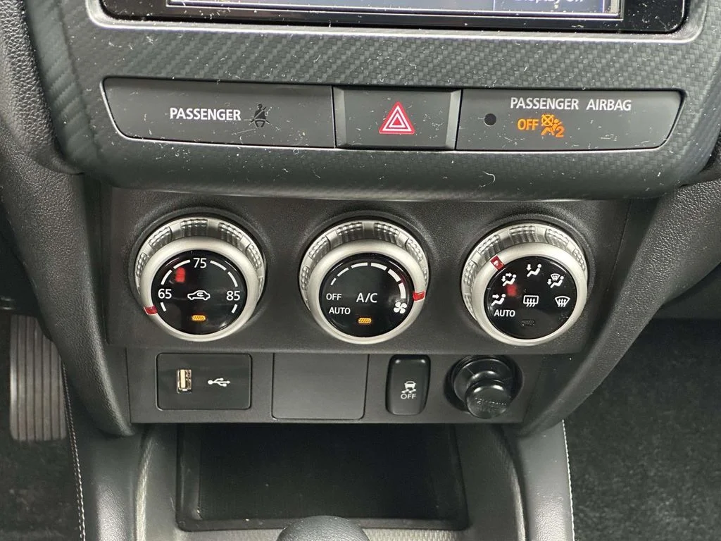 Used 2024 Gray Mitsubishi 2.0 SE image 20