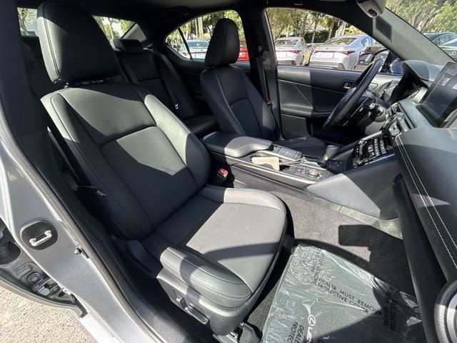 Certified Used 2025 IRIDIUM Lexus 300 image 26