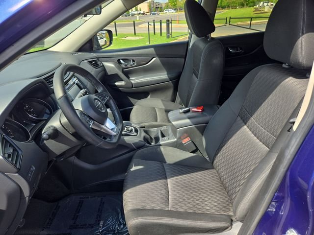 Used 2018 Blue Nissan SV image 18