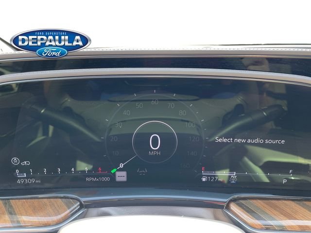 Used 2022 White Cadillac Sport Platinum image 2
