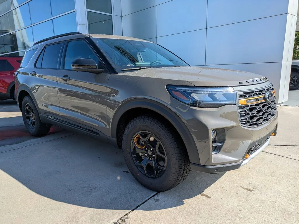New 2026 Marsh Gray Ford Tremor image 2