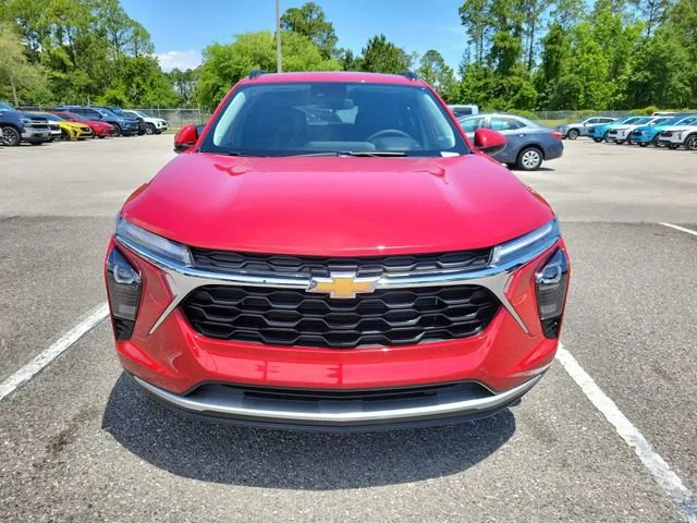 2026 Chevrolet Trax LT - Photo 7