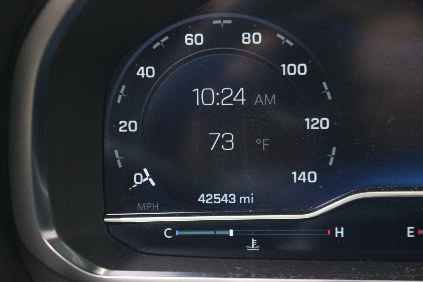Used 2024 Black Chevrolet Z71 image 25