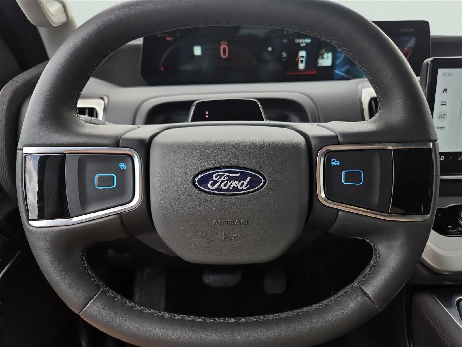 Used 2025 Agate Black Ford Active image 25