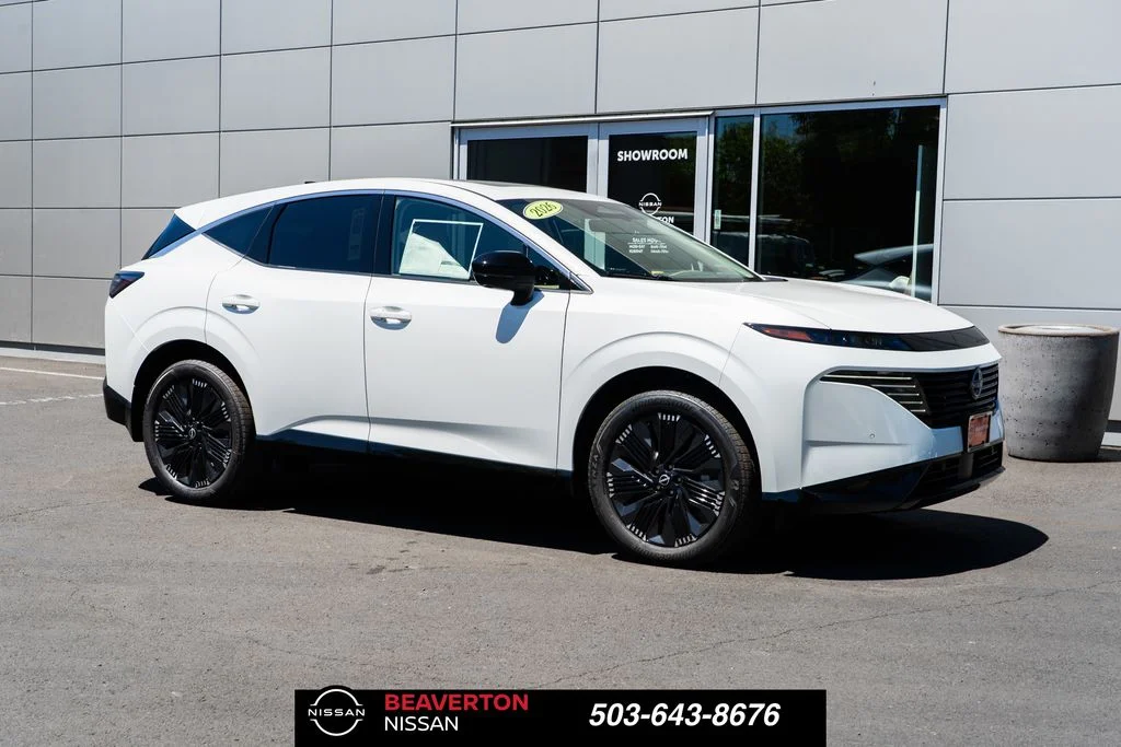 New 2026 Everest White Pearl TriCoat Nissan Platinum image 1