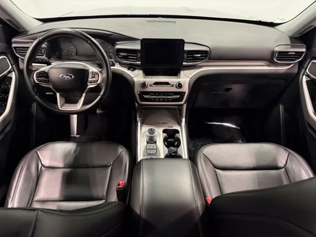 Used 2024 Silver Ford XLT image 29
